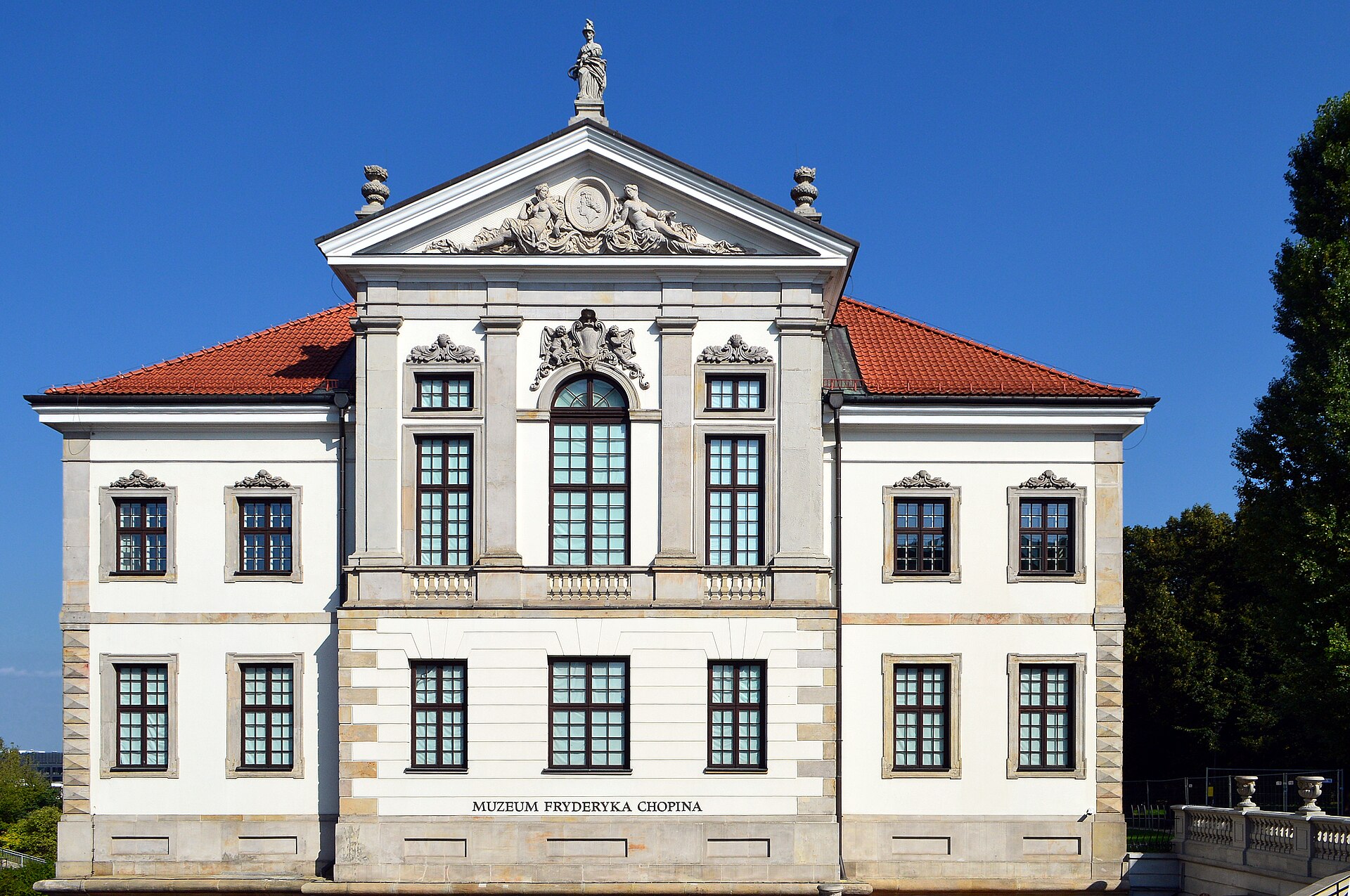 The facade of the Fryderyk Chopin Museum in Warsaw