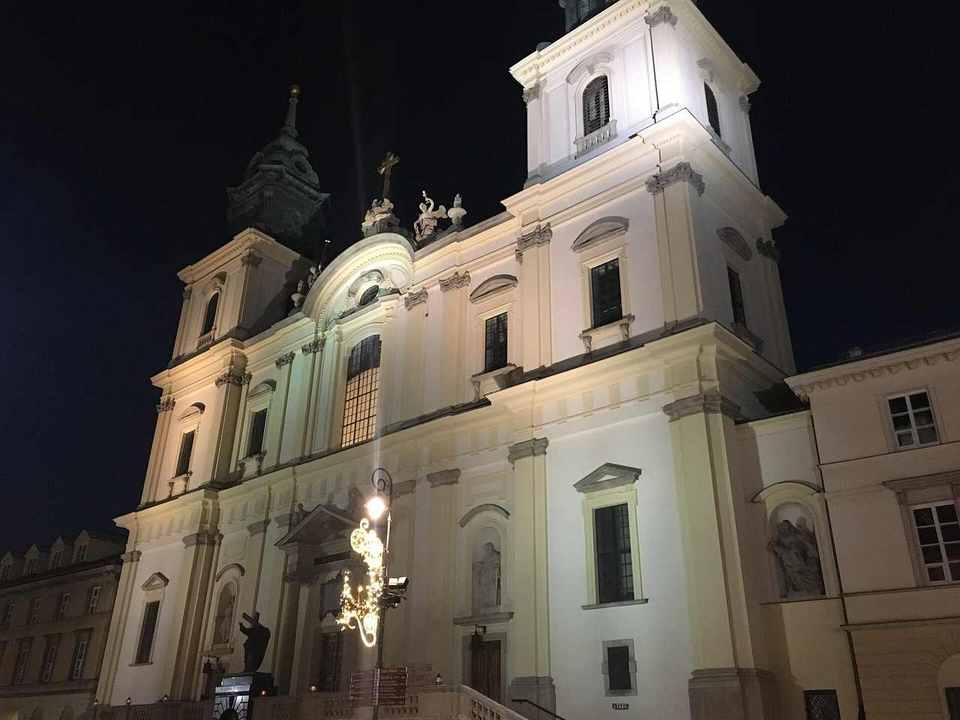 The Basilica of the Holy Cross on Krakowskie Przedmieście in Warsaw at night
