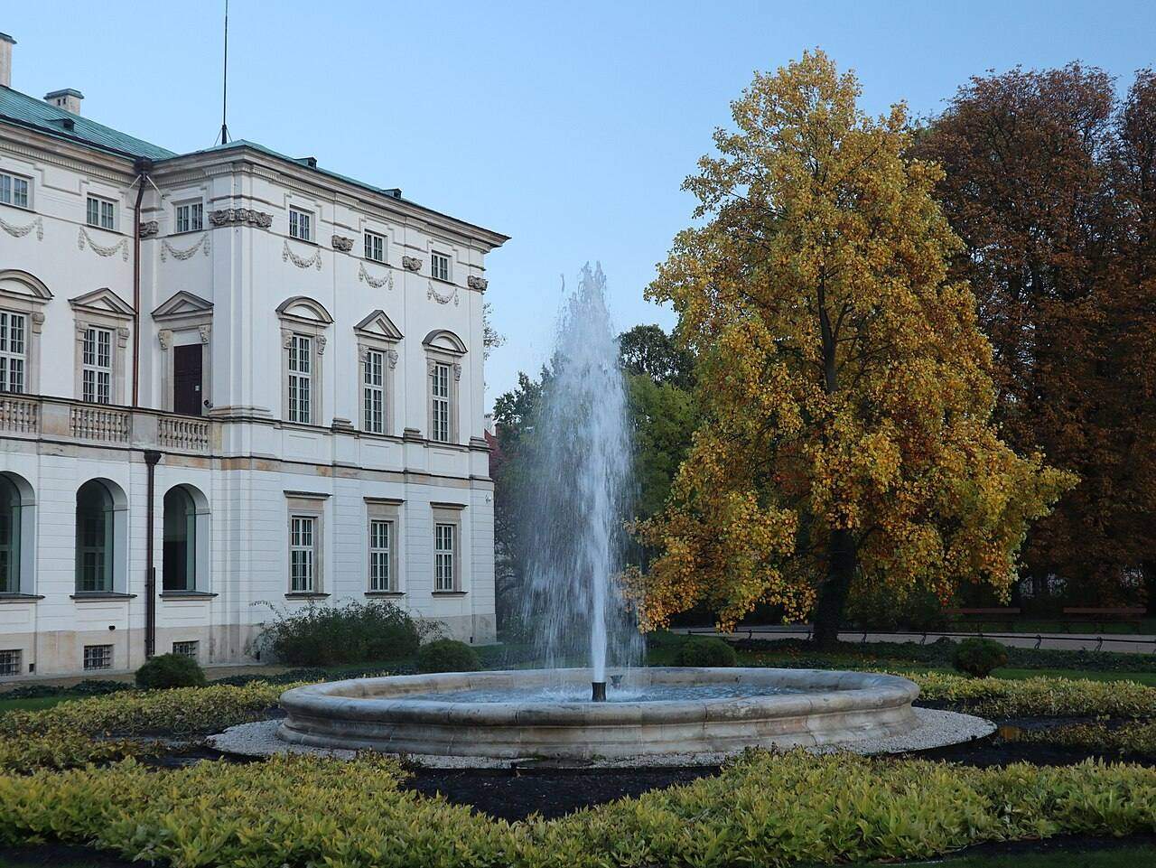 Fountain on the lawn parterre in Krasinski Garden in Warsaw