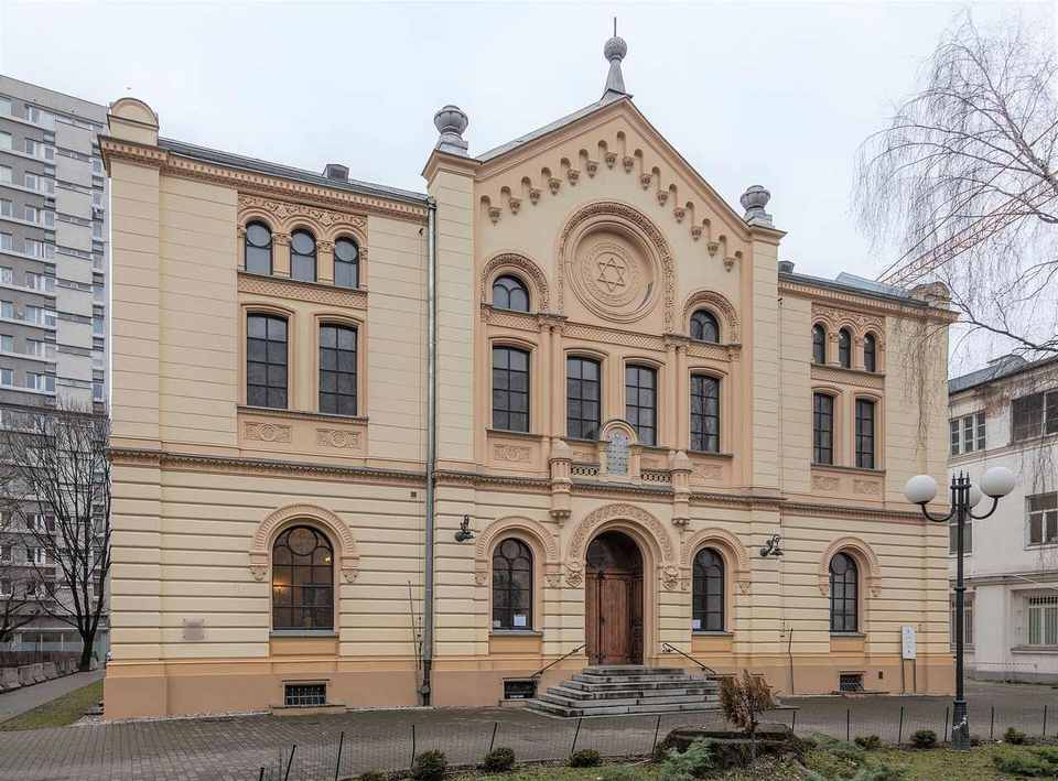 The Nożyk Synagogue on Twarda Street in Warsaw